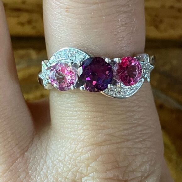 Genuine Pink Mystic Topaz Sterling Silver Star Ring Size 8 - Picture 1 of 9